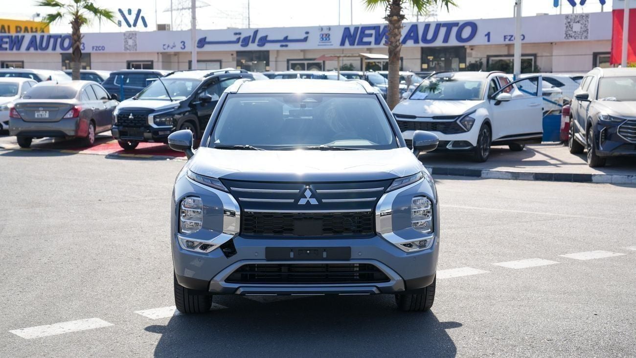 ميتسوبيشي آوتلاندر ميتسوبيشي أوتلاندر 2026 – الفئة المتوسطة (G12) 2.5 لتر | SUV بسبعة مقاعد | مواصفات الخليج | للتصدير