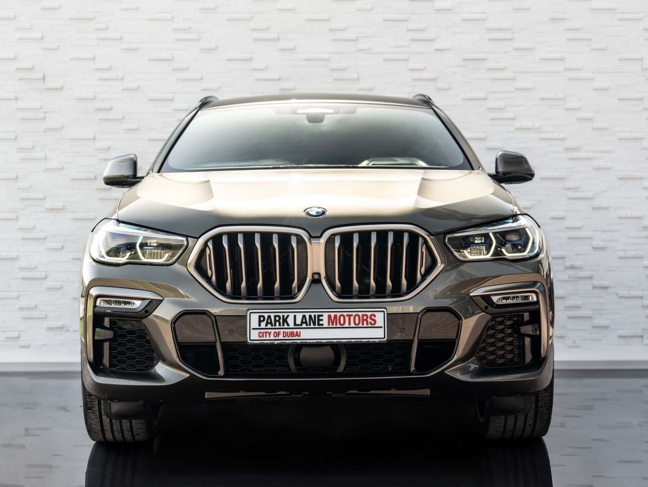 BMW X6 M 50i BMW X6 M50 2020