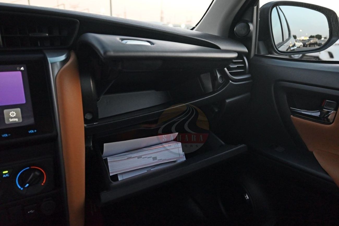 تويوتا فورتونر Toyota Fortuner EXR 2.7L Petrol Automatic