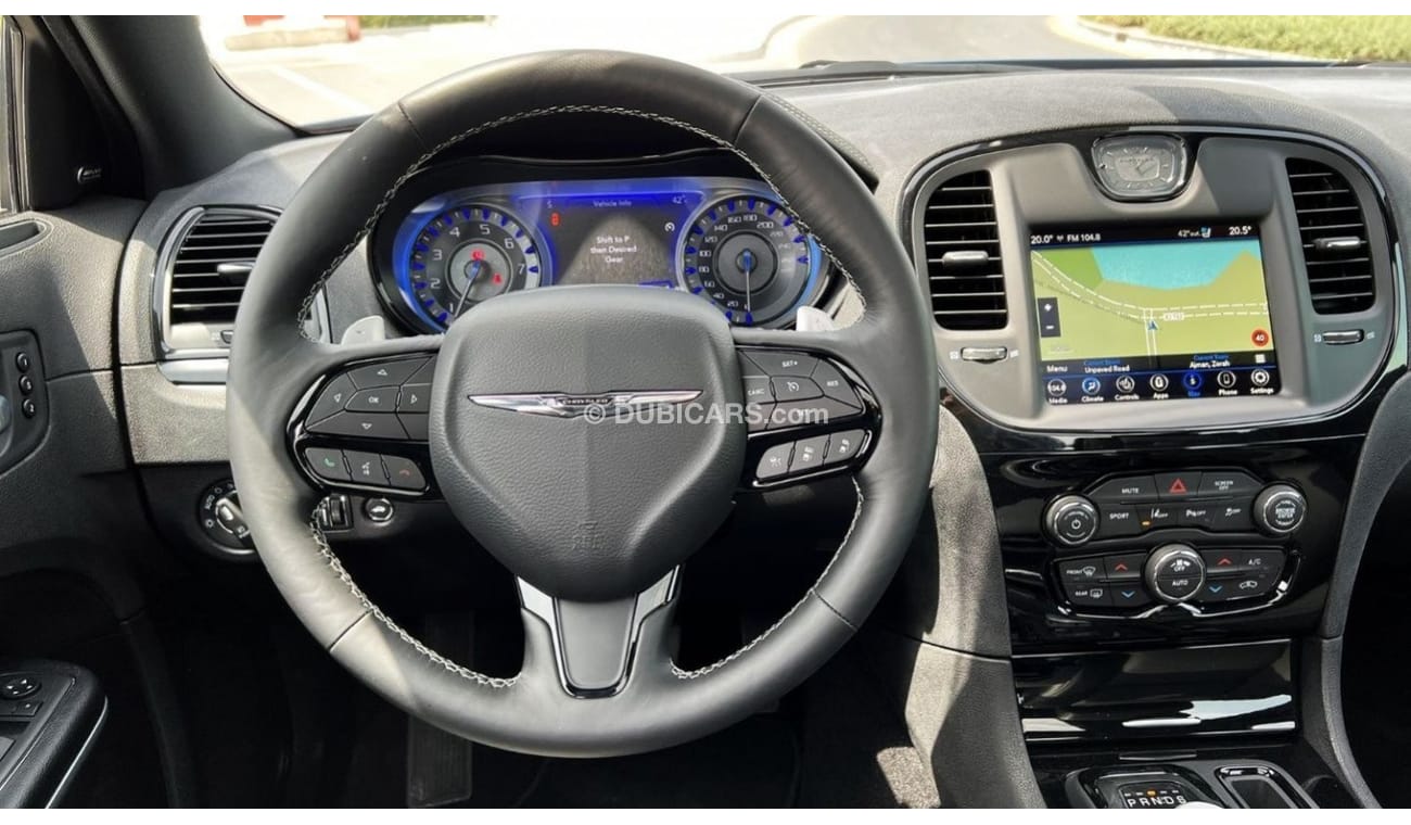 Chrysler 300s Brand New 3.6L V6 2022 GCC Agency Warranty