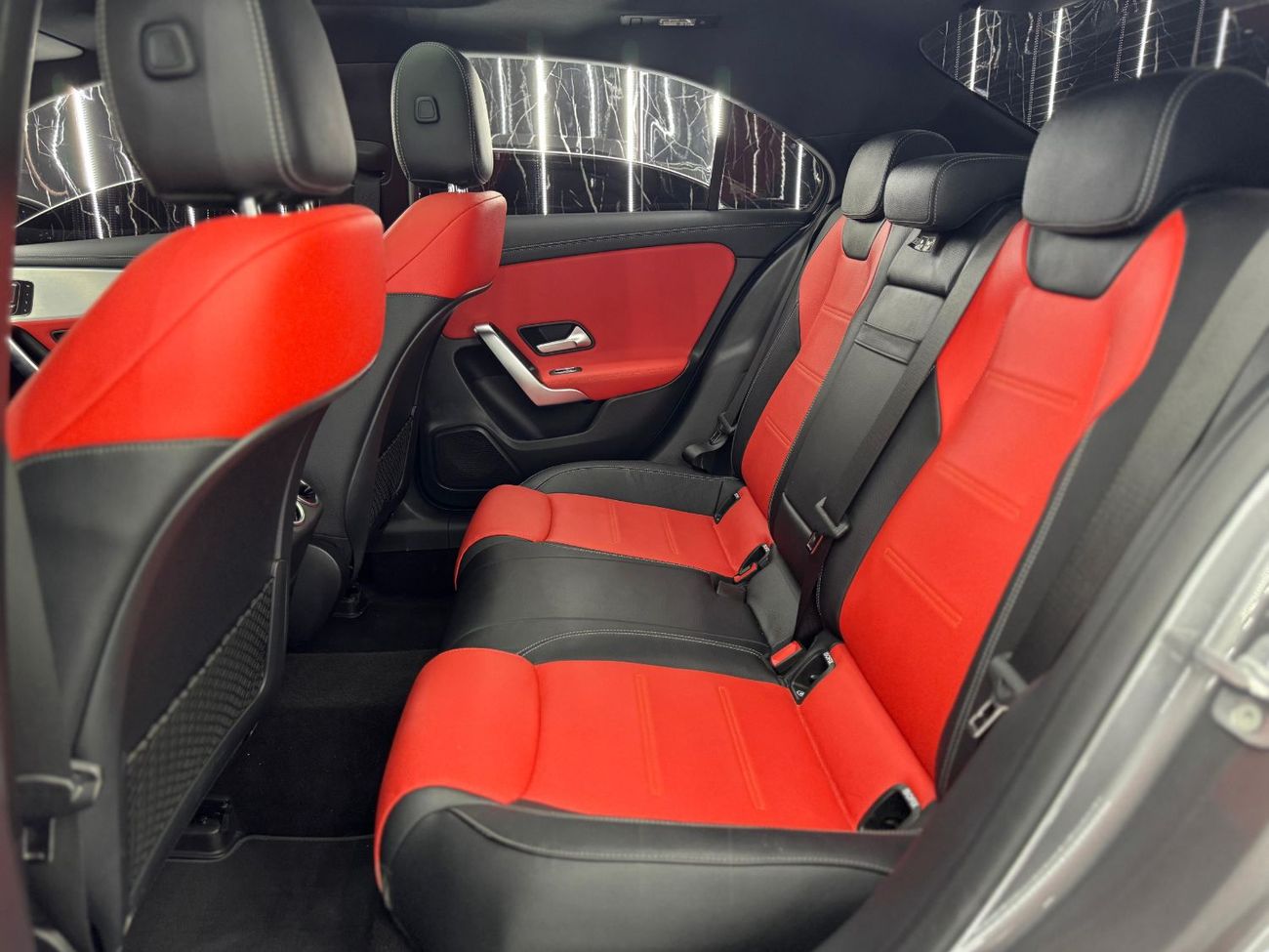 مرسيدس بنز A 200 AMG 2025 Mercedes Benz A200 AMG, Mercedes Warranty, Very Low Kms, Excellent Condition, GCC