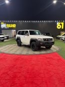 Nissan Patrol Safari GL 4.8L M/T (7 Seater)