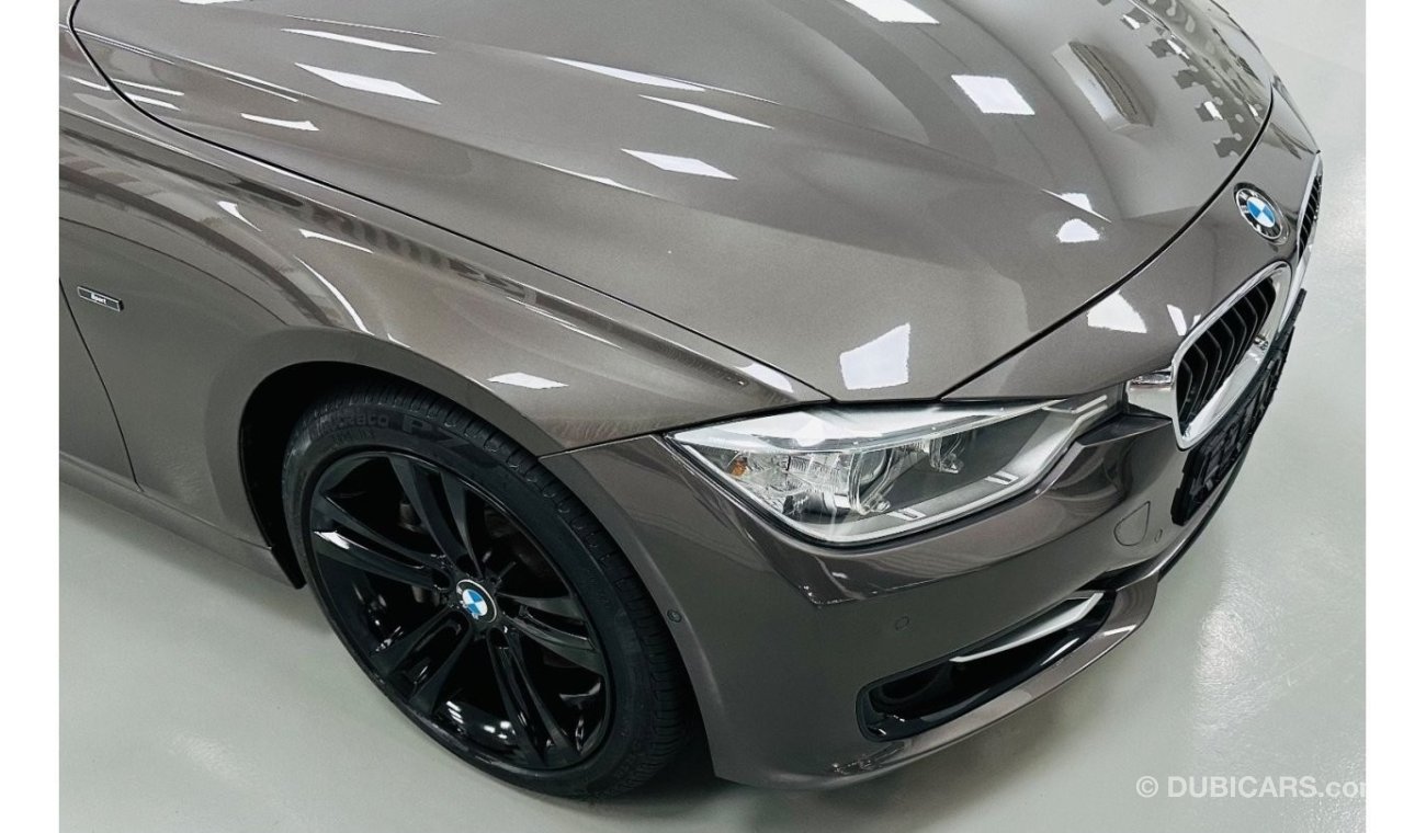 BMW 335i Sport Line GCC .. FSH .. Perfect Condition .. Full Options
