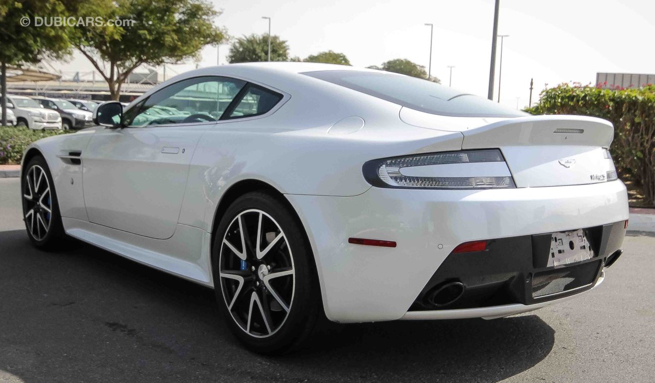 Aston Martin Vantage S