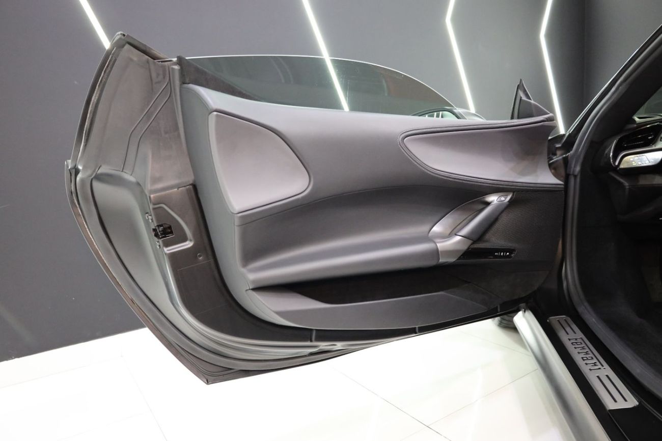 Ferrari SF90 Stradale Carbon Fiber Racing Seats w/ Lifter, Agency Warranty + Service Package!!