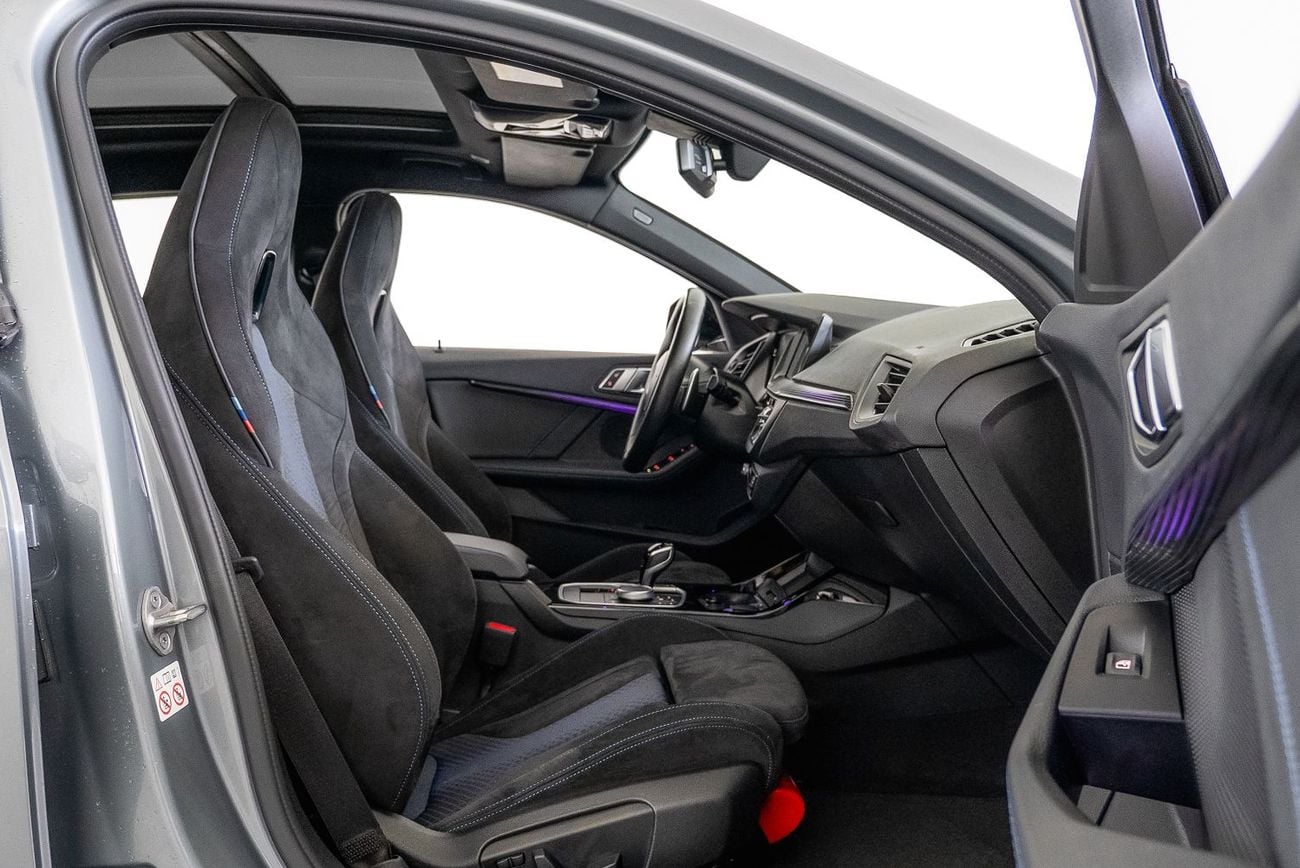 بي أم دبليو 120i M SPORT