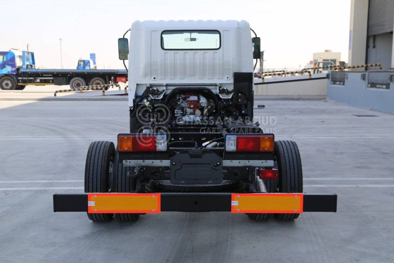 هينو 300 714 Chassis, 4.2 Tons (Approx.), Single cabin with TURBO, ABS and AIR BAG MY23 300 Series Diesel