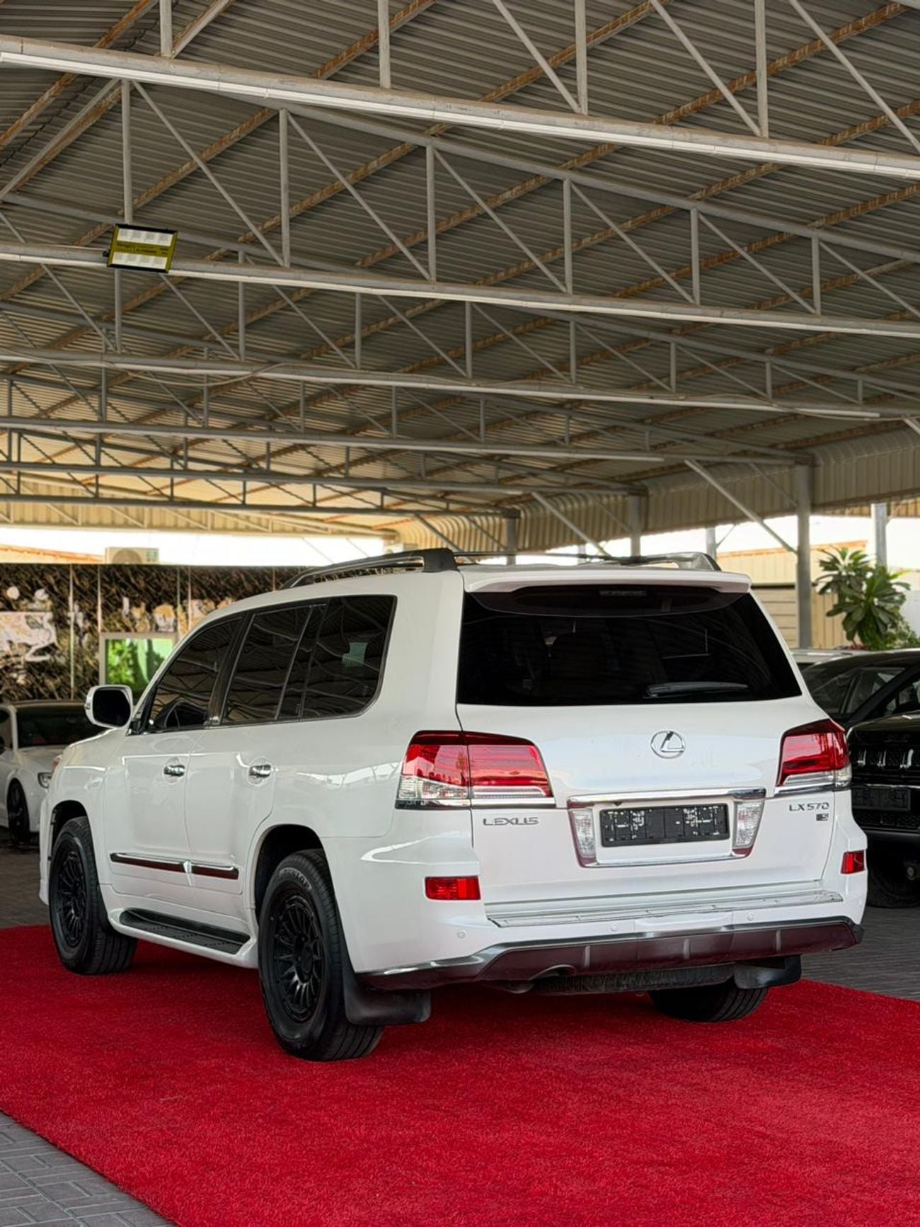 Lexus LX570 SPORT PLATINUM