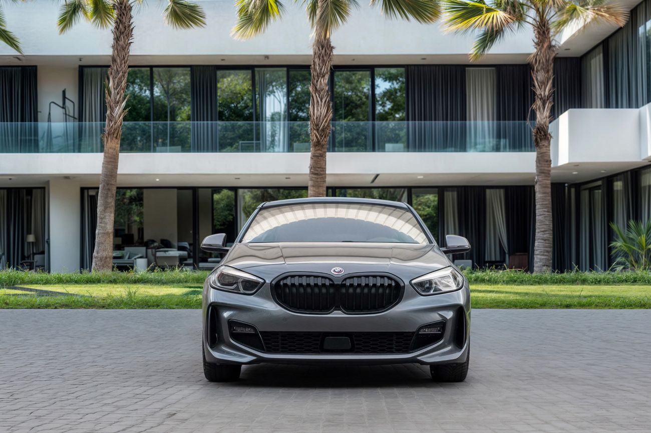 بي أم دبليو 118 118i M-Kit | 1,861 P.M | 0% Downpayment | Impeccable Condition!