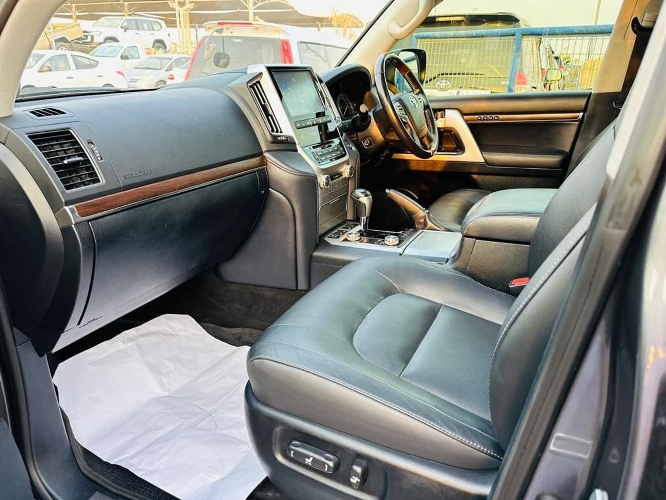 تويوتا لاند كروزر