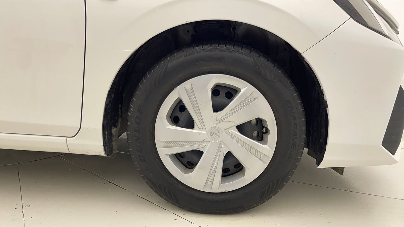 تويوتا يارس E 1.5 | بدون دفعة مقدمة | اختبار القيادة في المنزل