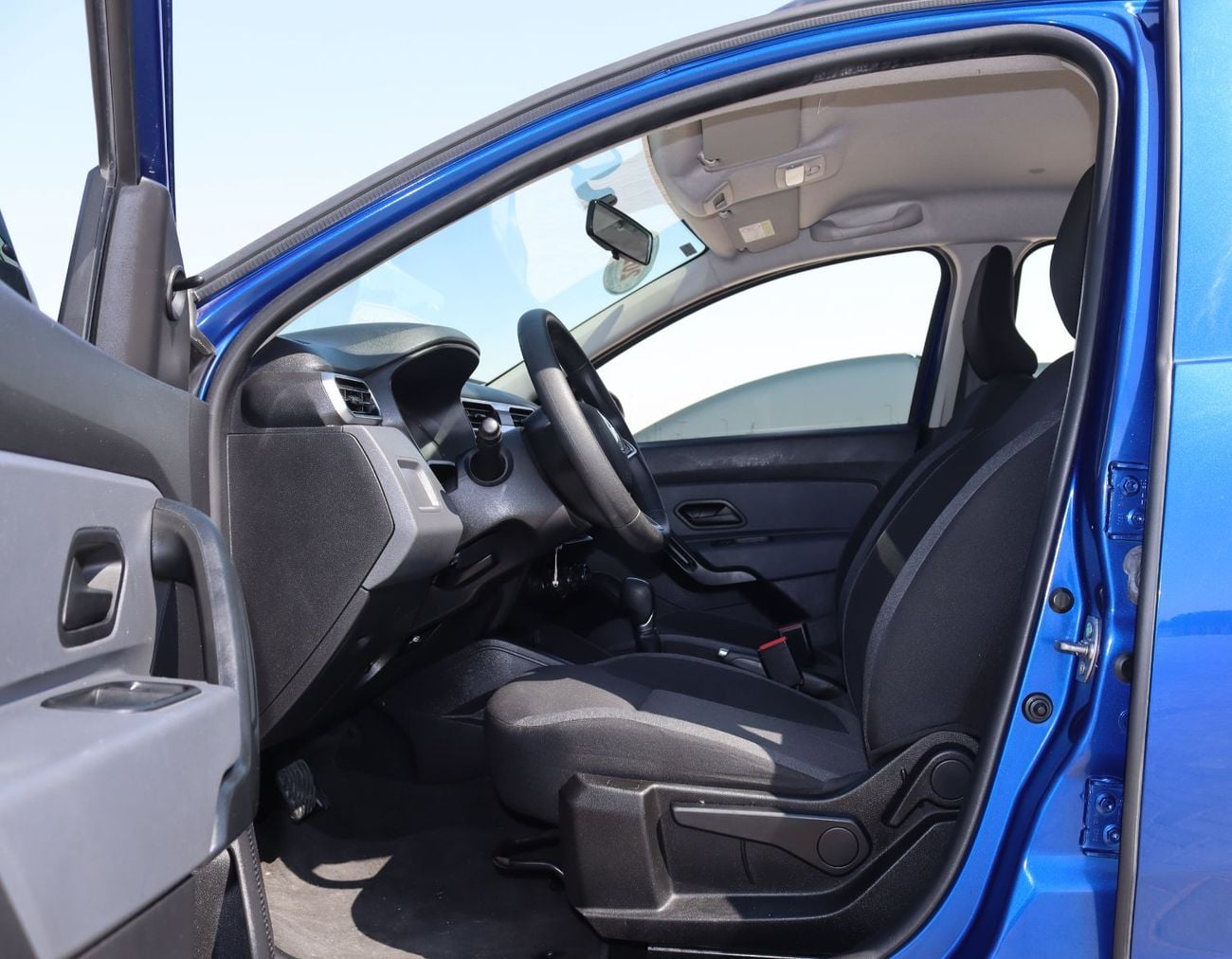 Renault Duster SE 1.6L RENAULT DUSTER -2024 - GCC - Accident-free - 1.6 L - Low mileage - Excellent condition