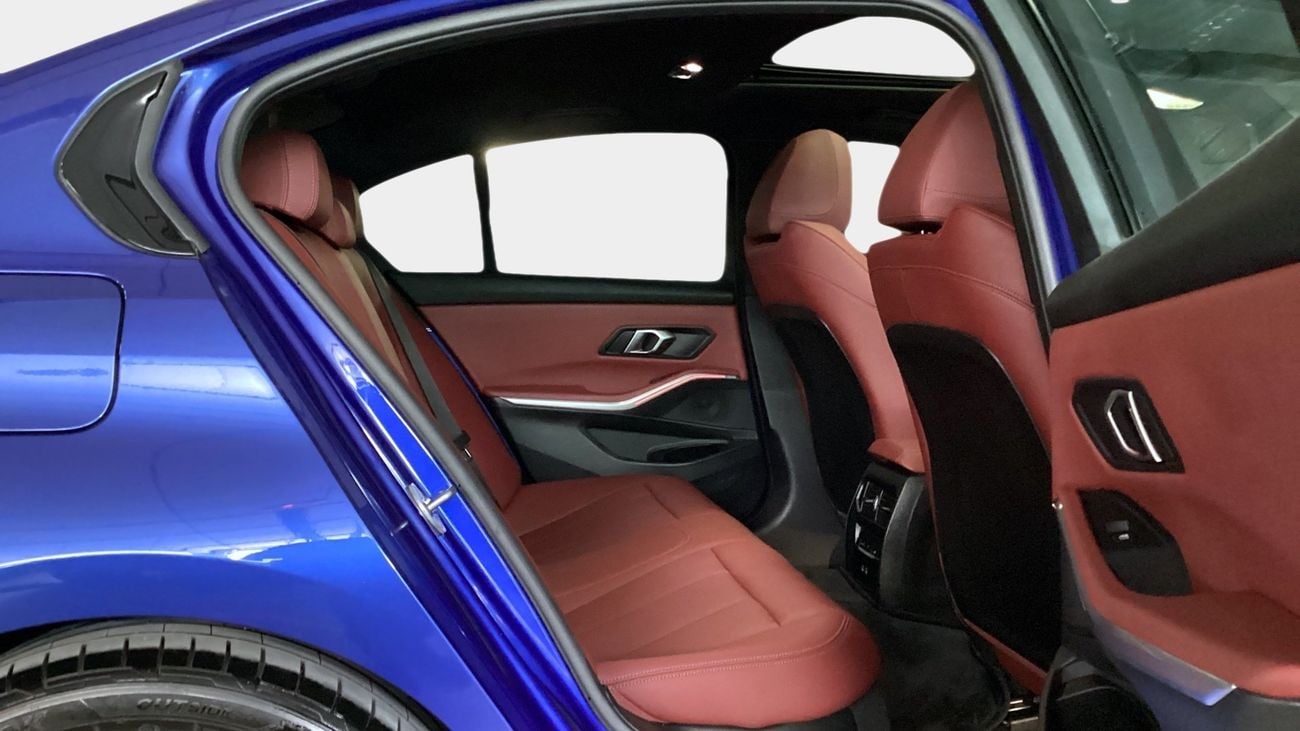 بي أم دبليو 320 2.0 320I LUXURY M SPORT AUTO | شامل الضمان | 0 ﺪﻔﻋﺓ ﺃﻮﻟﻯ