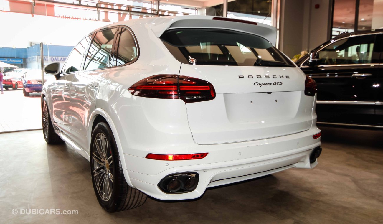 Porsche Cayenne GTS