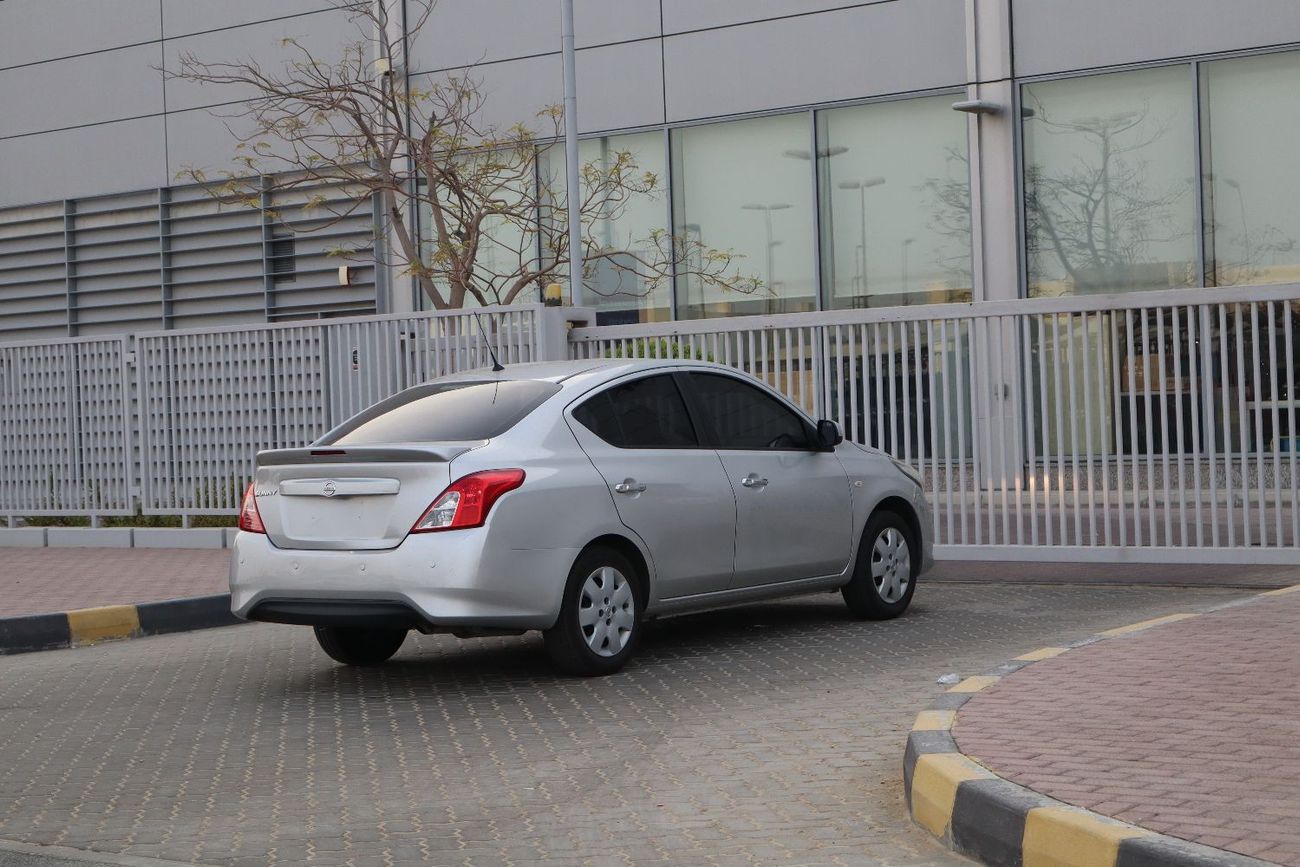 نيسان صني S GCC