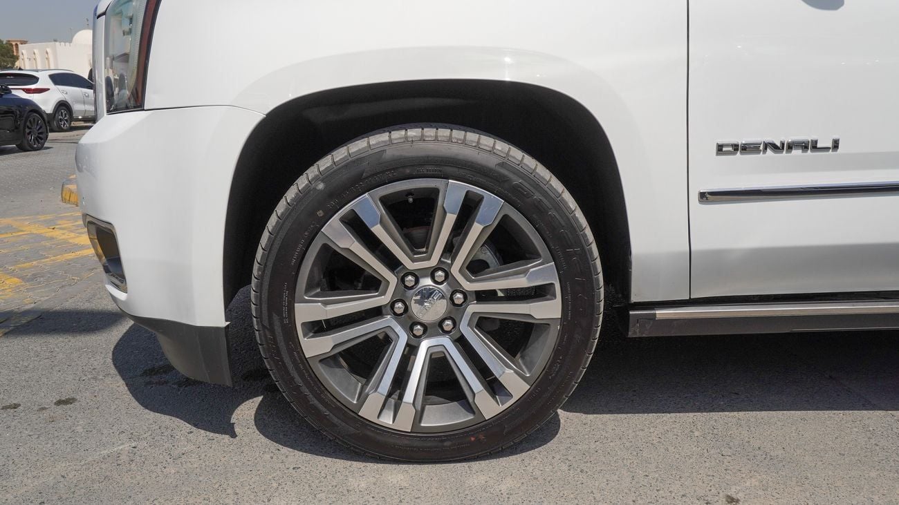 GMC Yukon Denali