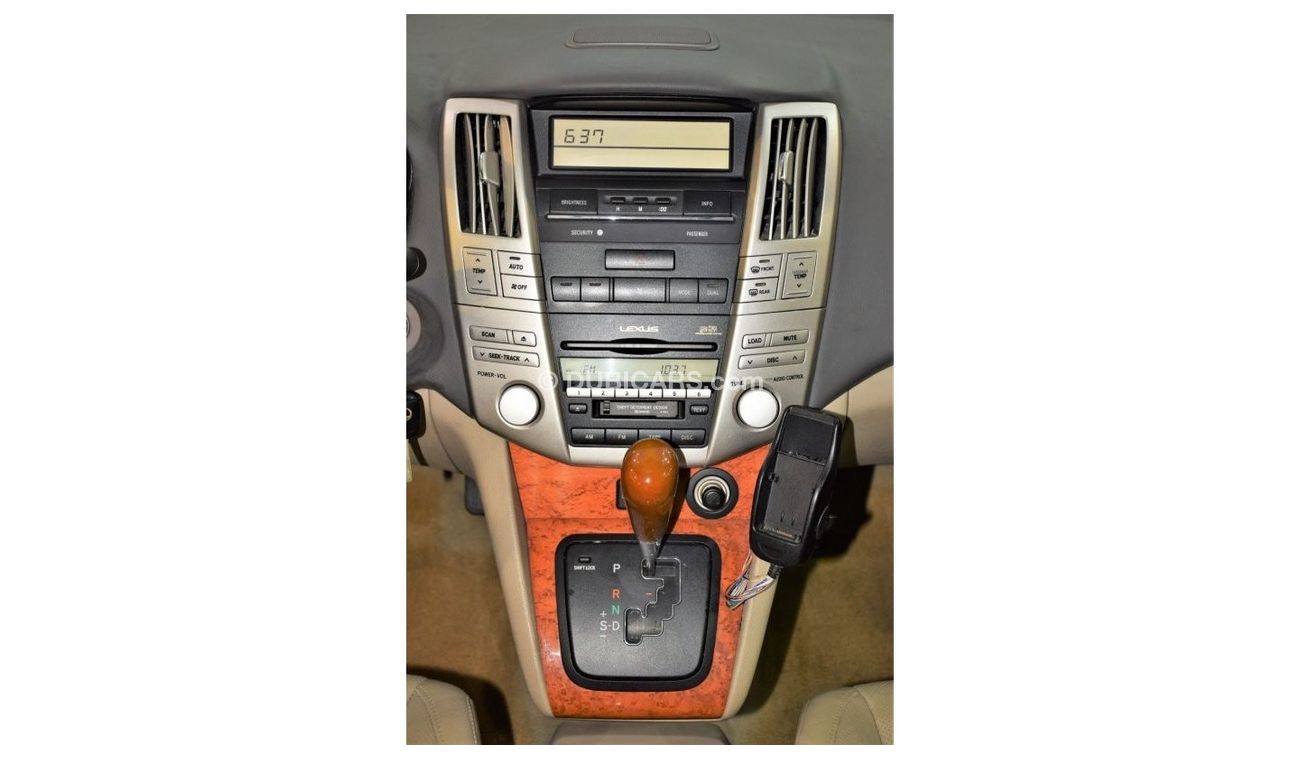 Lexus RX 330 EXCELLENT DEAL for our Lexus RX330 2004 Model! in Sky Blue Color! GCC Specs