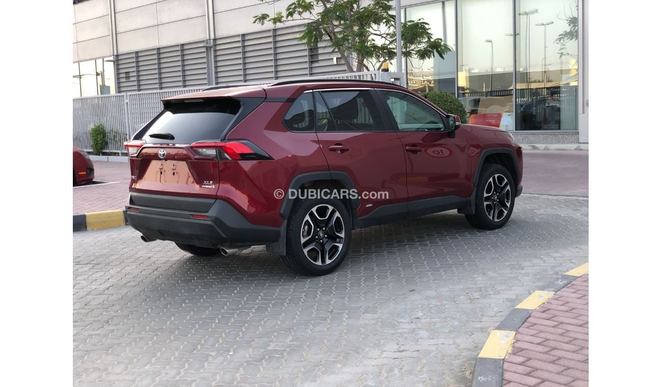 Toyota RAV4 XLE Canadian importer