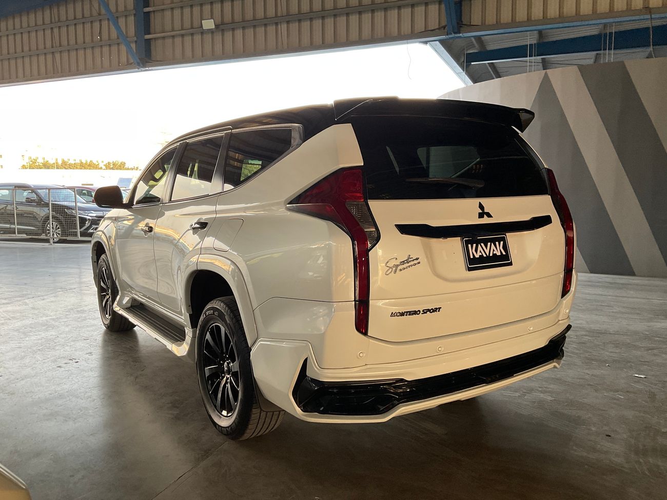 Mitsubishi Montero Sport Signature Edition | National Day Celebration | Guaranteed Warranty | 0 Down Payment