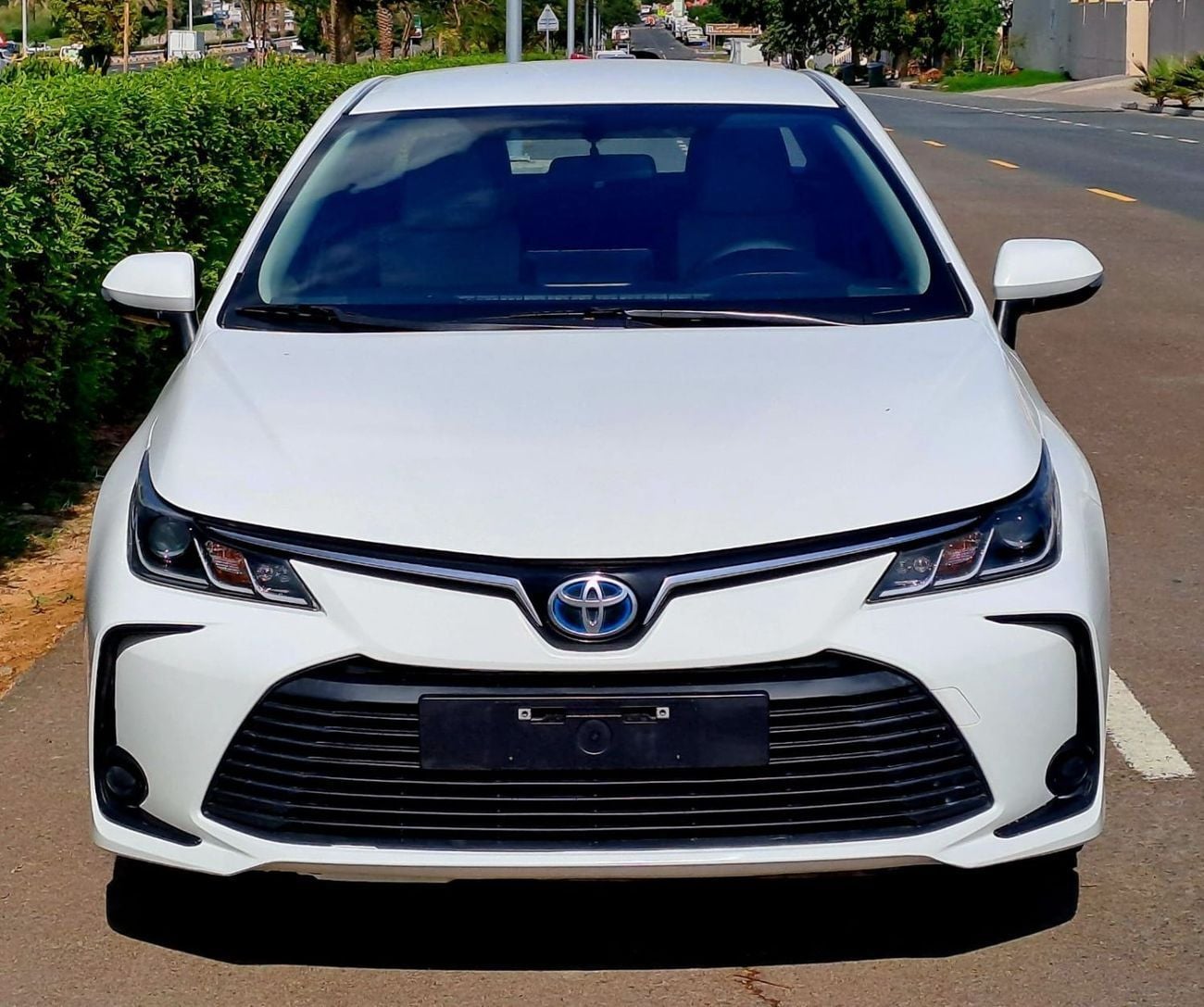 Toyota Corolla 1.8L XLI Hybrid 800-MONTHLY | GCC SPECS | 1.8L HYBRID | CRUISE | CAMERA | ACCIDENT FREE