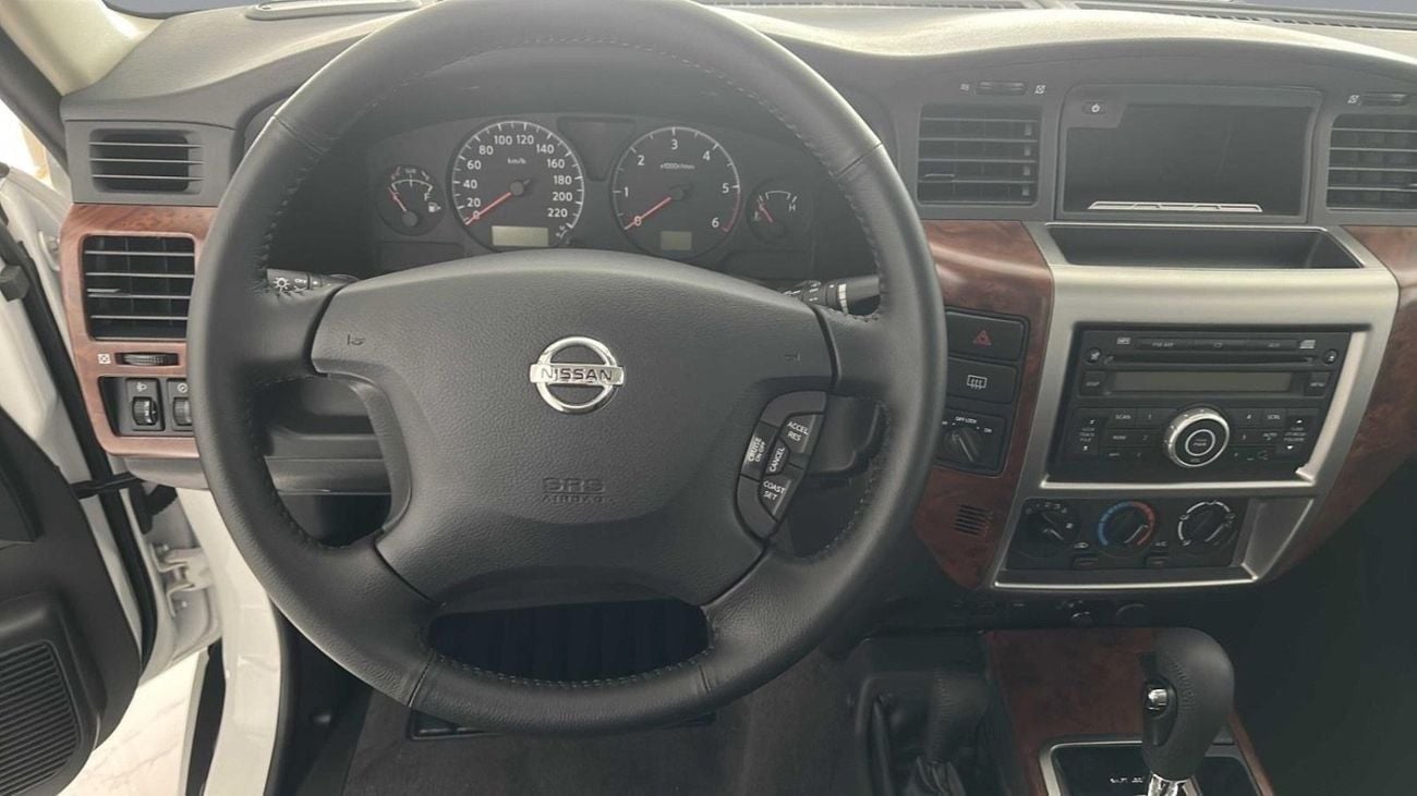 نيسان باترول سفاري Safari 4.8L A/T