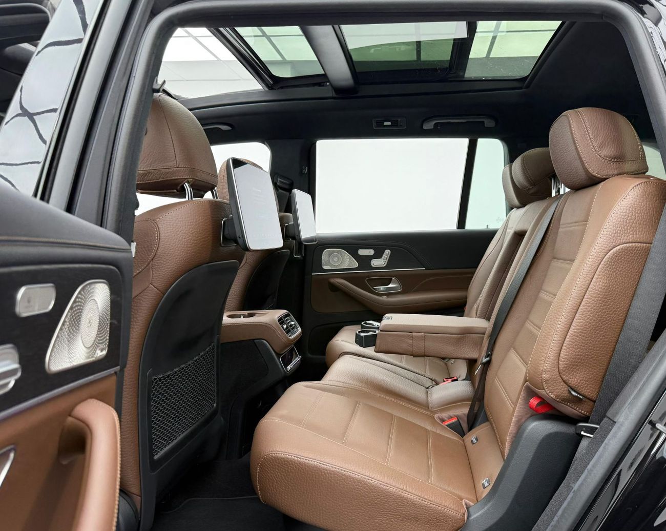 Mercedes-Benz GLS 450 2024 Mercedes-Benz GLS-450 4MATIC, Gargash Warranty + Service History, Gargash FSH, GCC