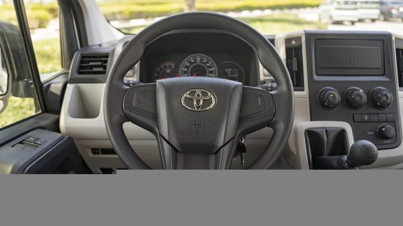 تويوتا هاياس GL TOYOTA HIACE HR 3.5L Petrol MT 14 SEATER MY2023 – WHITE