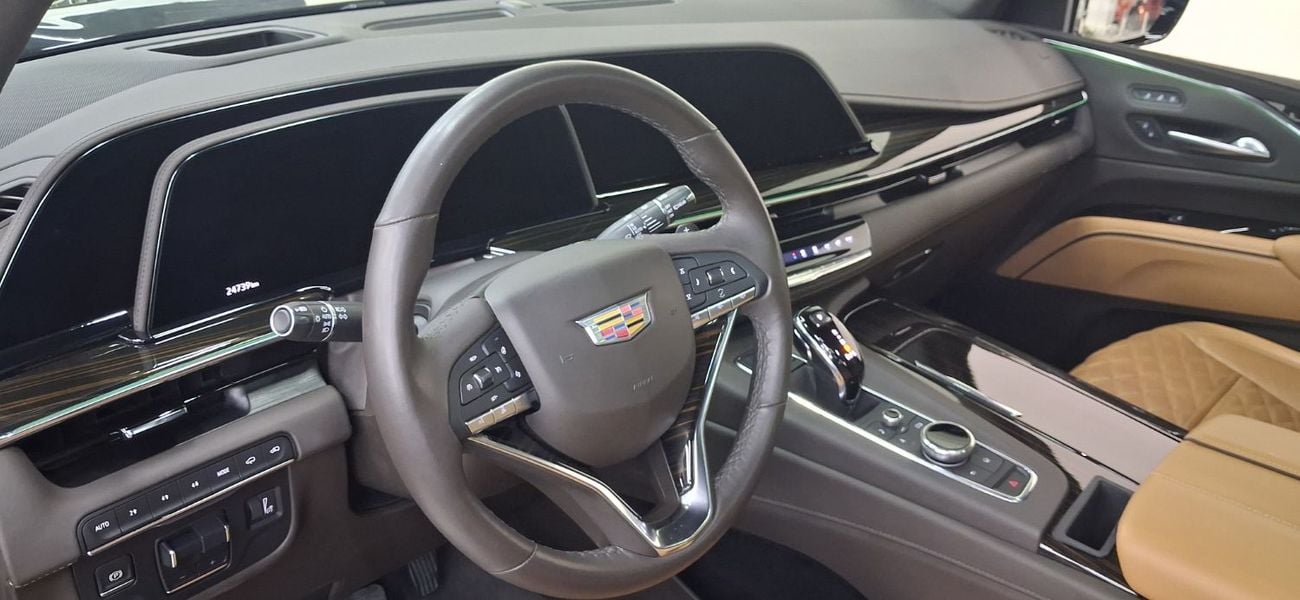 Cadillac Escalade Sport Platinum 6.2L 4WD