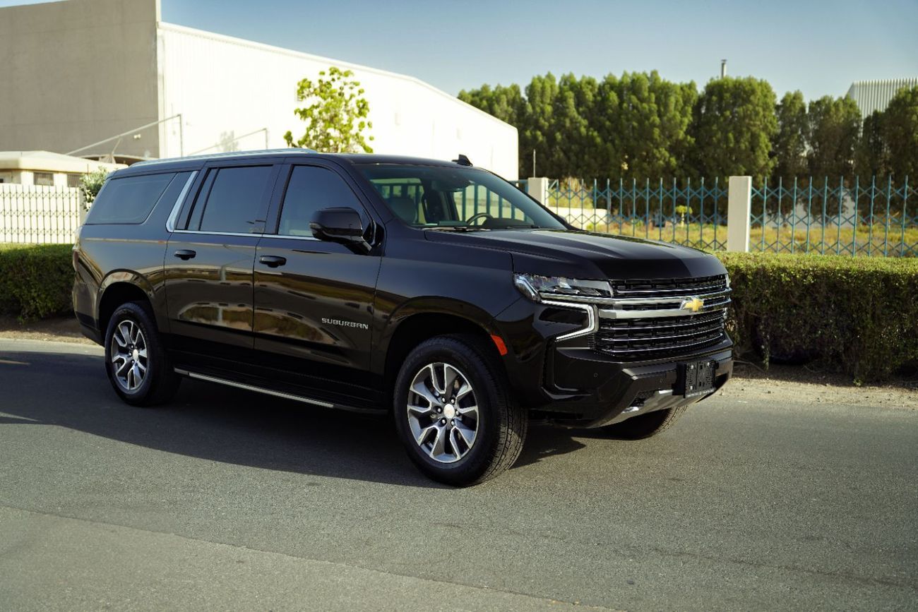 Chevrolet Suburban LT 5.3L 4WD