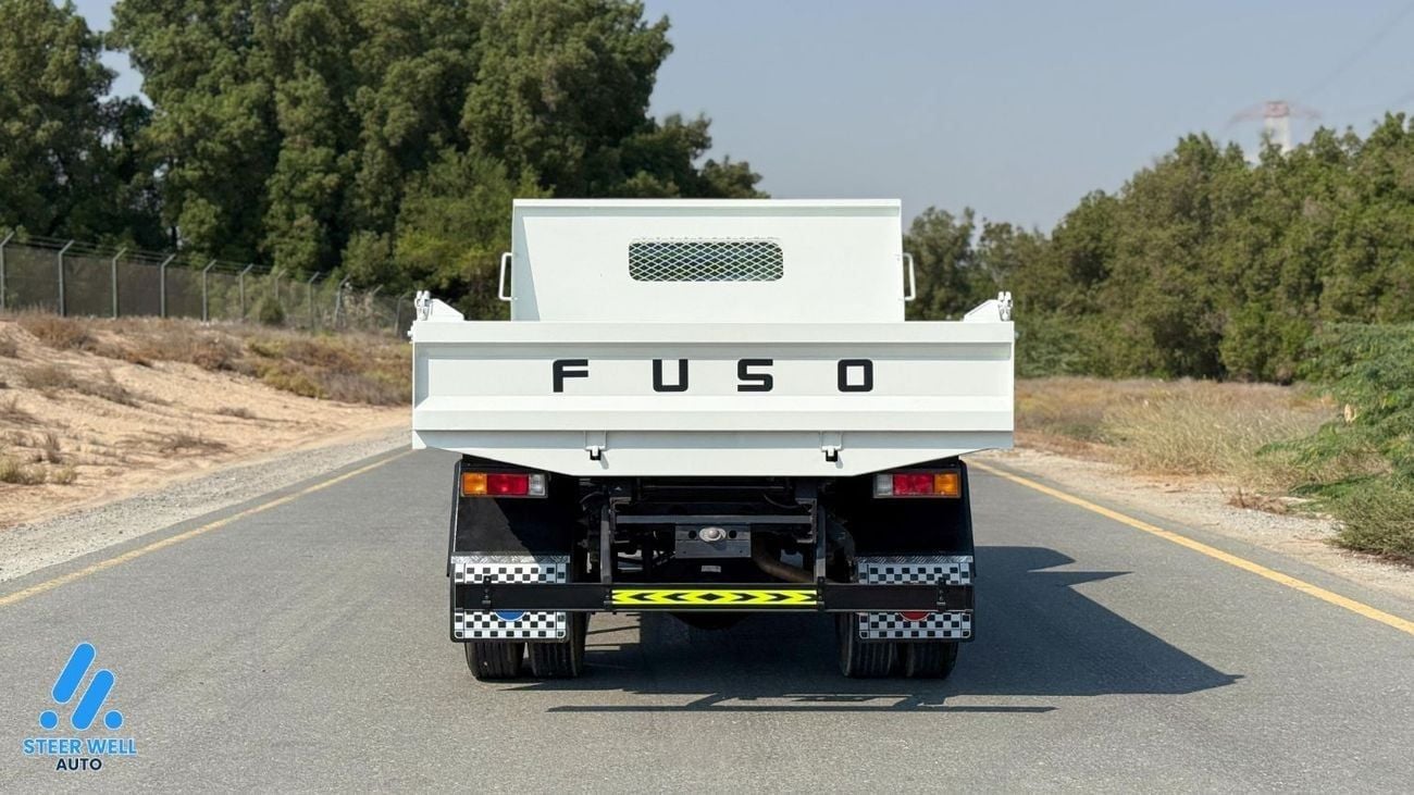 ميتسوبيشي فوسو كانتير Euro 5 | 3.0L Diesel RWD Tipper Truck | White | Excellent Condition