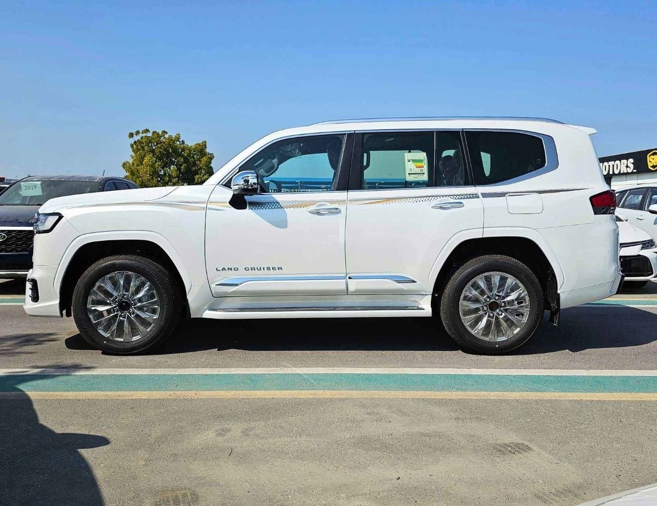 Toyota Land Cruiser VXR LC300 TWIN TURBO / 3.3L DIESEL V6 / LEATHER, SUNROOF / FULL OPTION (CODE#LCDVXRHA)