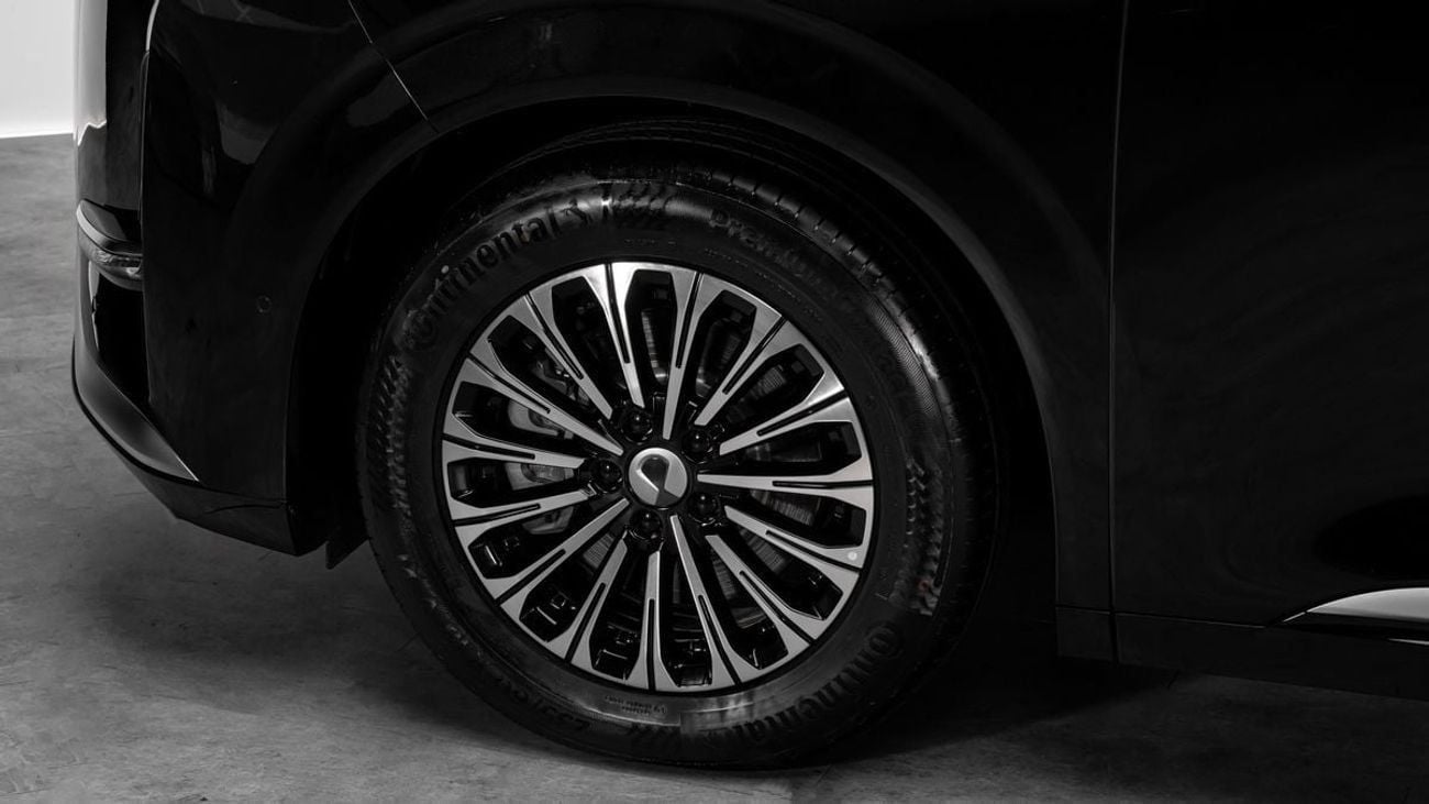 Denza D9  2025 - Chinese Specs