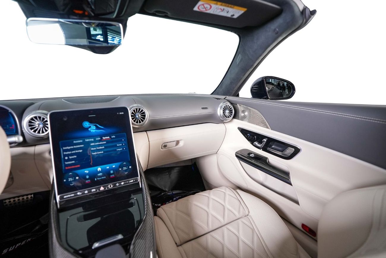 Mercedes-Benz SL 55 AMG Roadster 4Matic+ Full Option - Carbon Fibre Package - Night Package - GCC Specifications