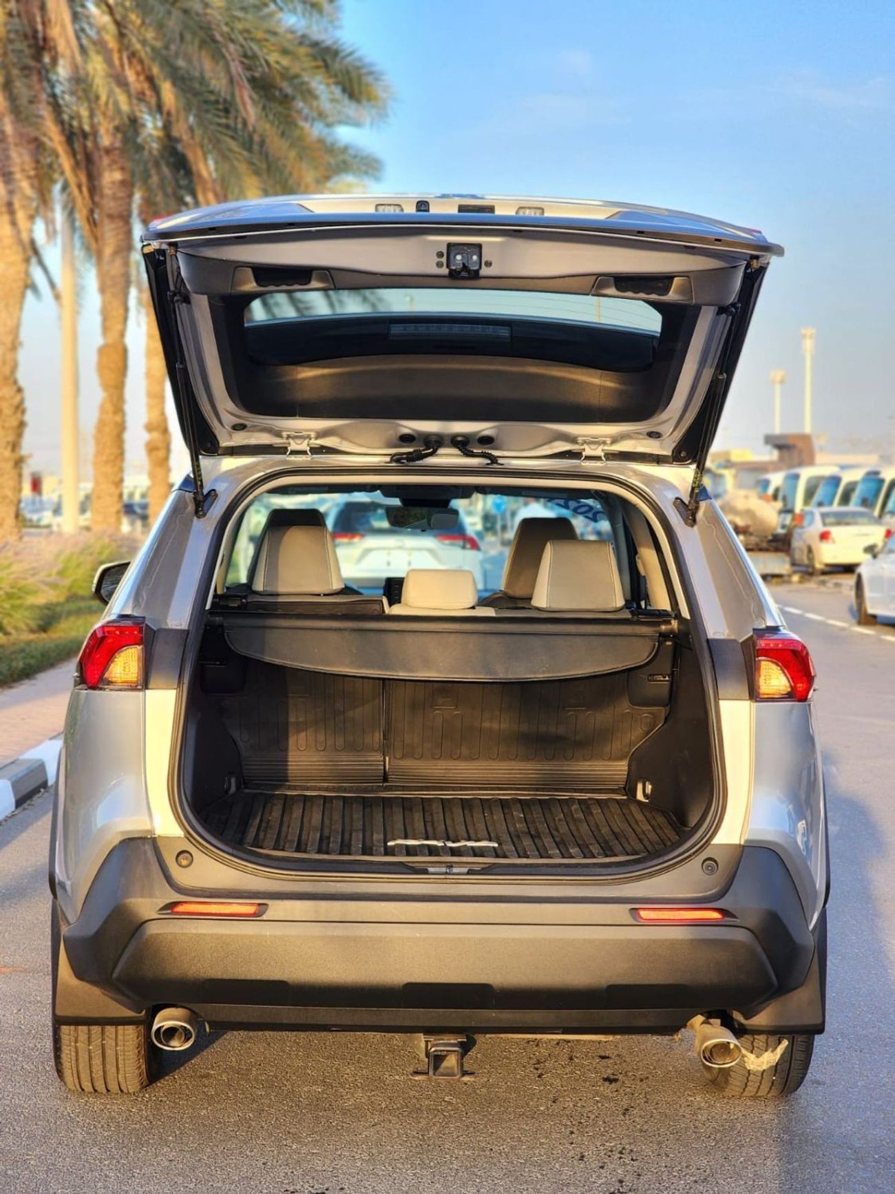 Toyota RAV4 TOYOTA RAV4 XLE HYBRID 2021 UAE OR EXPORT