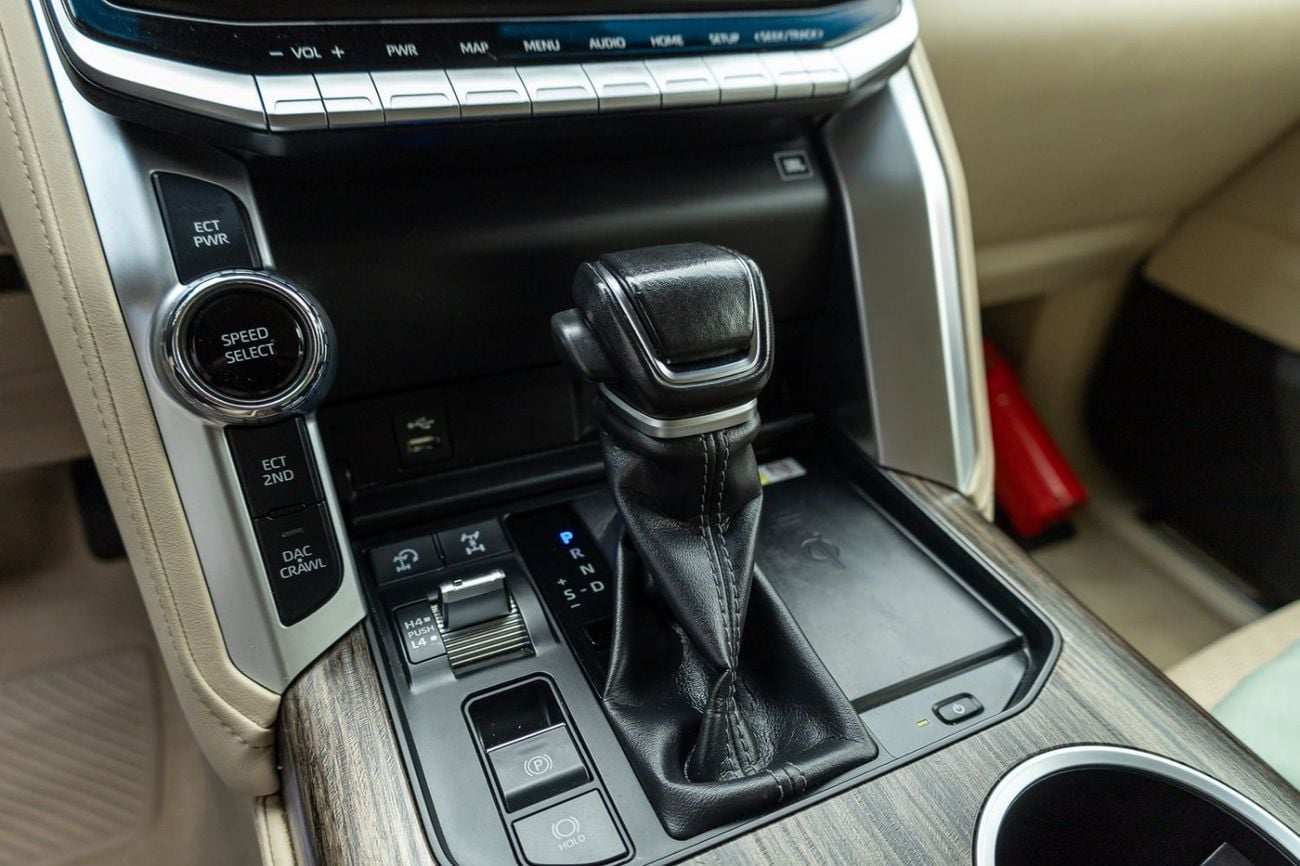 Toyota Land Cruiser VXR 2023 Toyota Land Cruiser VXR GCC | Warranty