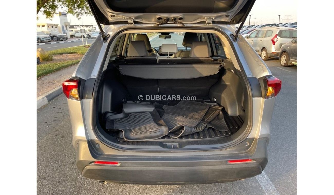 Toyota RAV4 2022 TOYOTA RAV4 LE 4x4 HYBRID IMPORTED FROM USA