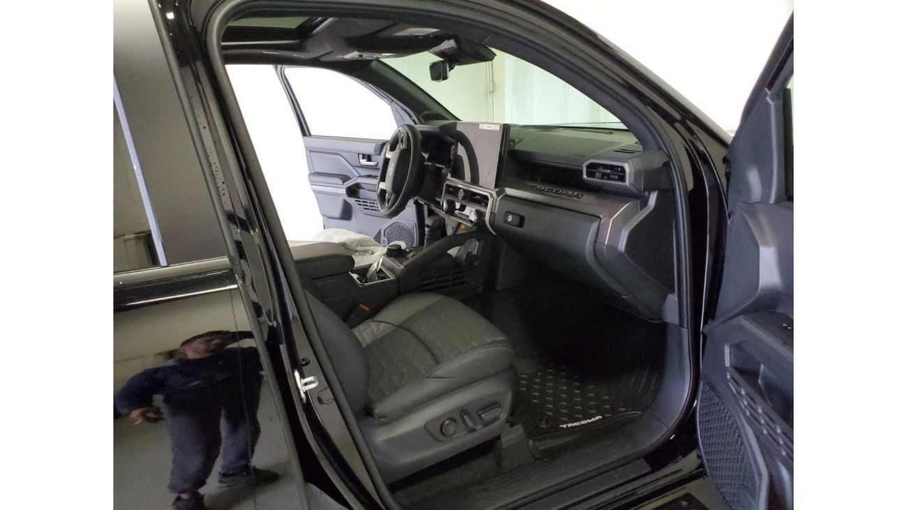 Toyota Tacoma TOYOTA TACOMA TRD SPORT PREMIUM 2024 PETROL canadian spec