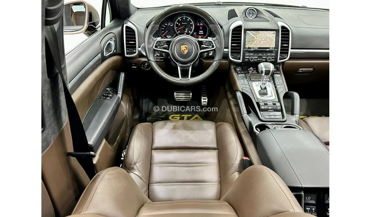 Porsche Cayenne 2016 Porsche Cayenne Turbo S, Warranty, GCC