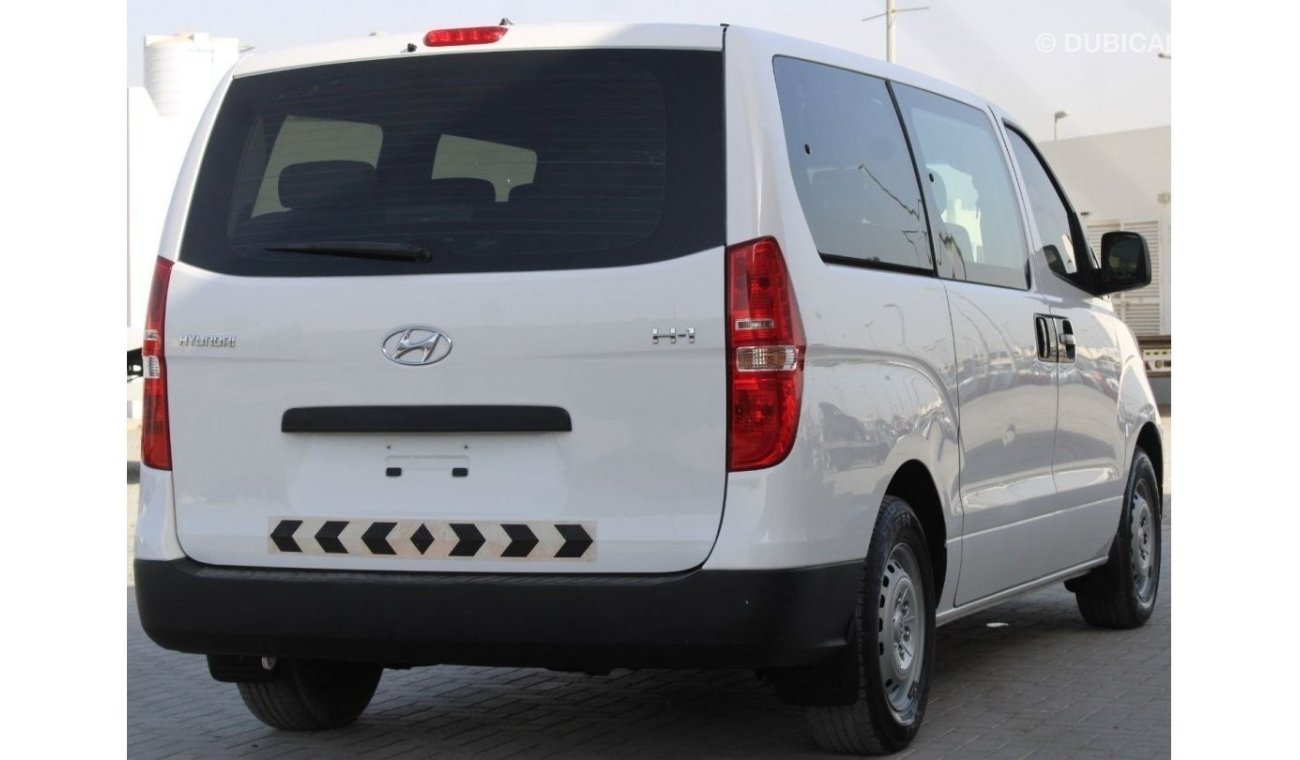 Hyundai H-1 Std Std Std Std Hyundai H1 2020 GCC in excellent condition without accidents, very clean inside and 