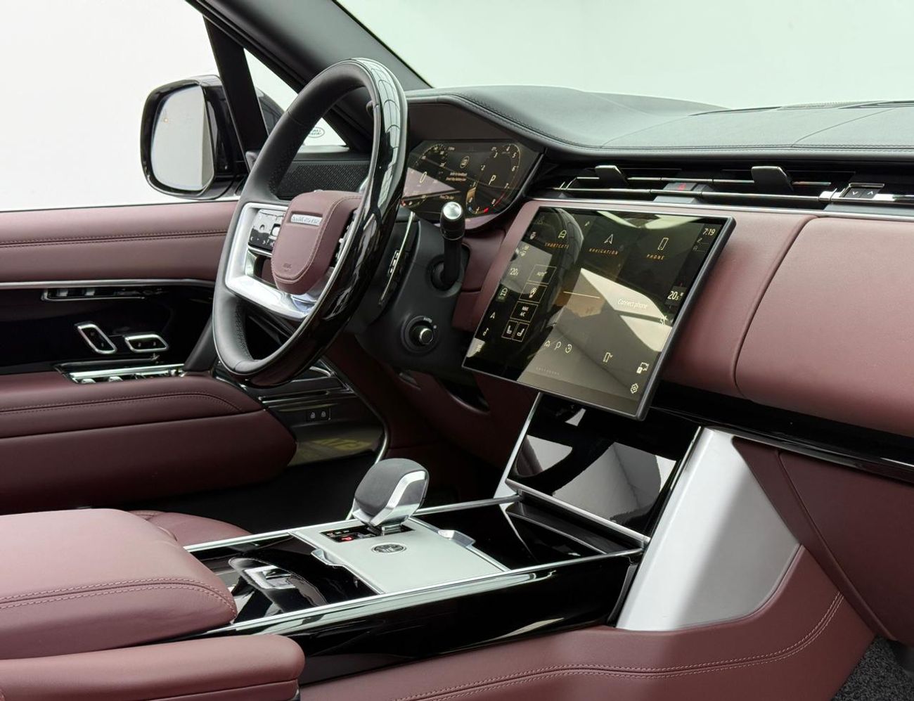 لاند روفر رينج روفر LWB Autobiography P530 4.4L 2025 Range Rover Autobiography P530,Warranty ,Excellent Condition ,Canad