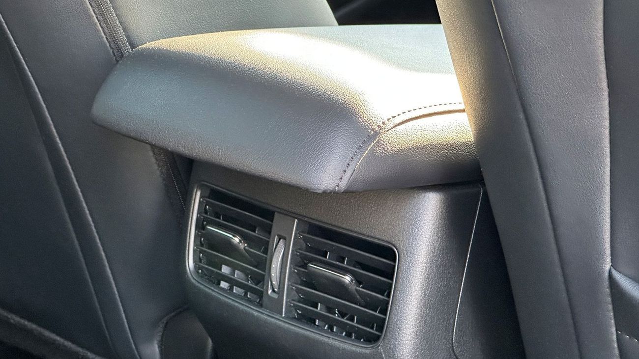 مازدا 3 Intense 2.0L 2024 GCC Agency Warranty Low Mileage 4 Cylinders