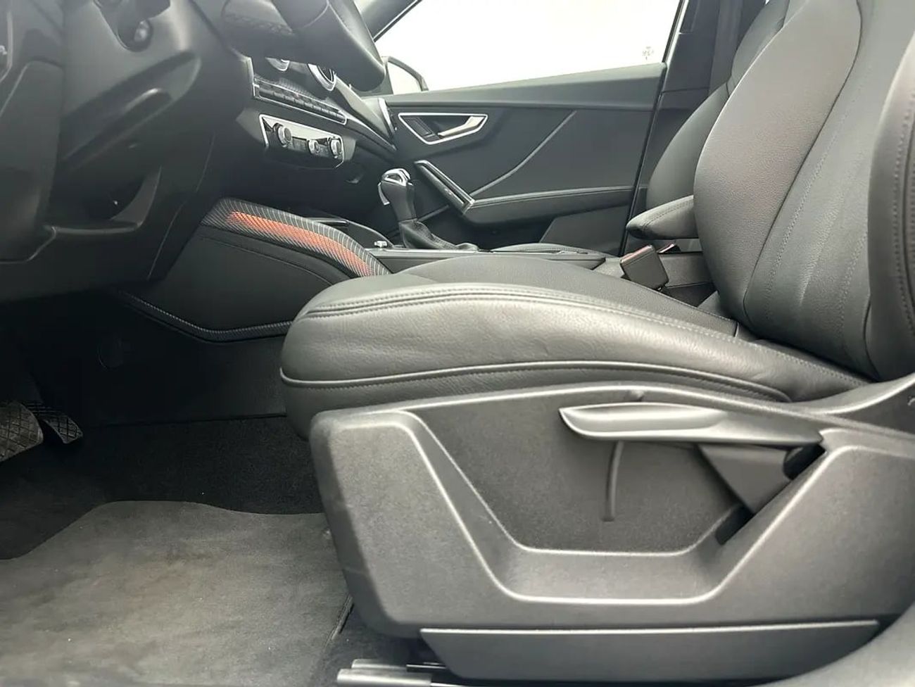 Audi Q2 Advanced 35 TFSI 150hp (Ref# 23368)