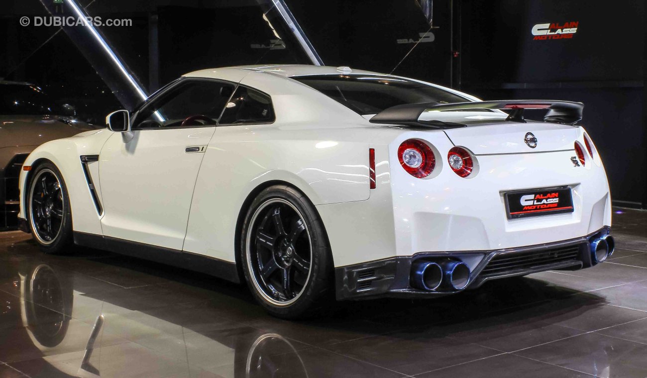 Nissan GT-R