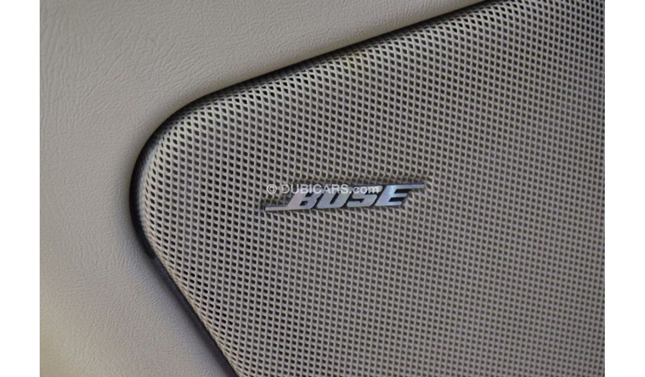 كاديلاك إسكالاد AMAZING Cadillac Escalade EXT 2004 Model! Black Color GCC Specs