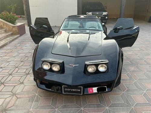 شيفروليه كورفت GM original 350 Engine