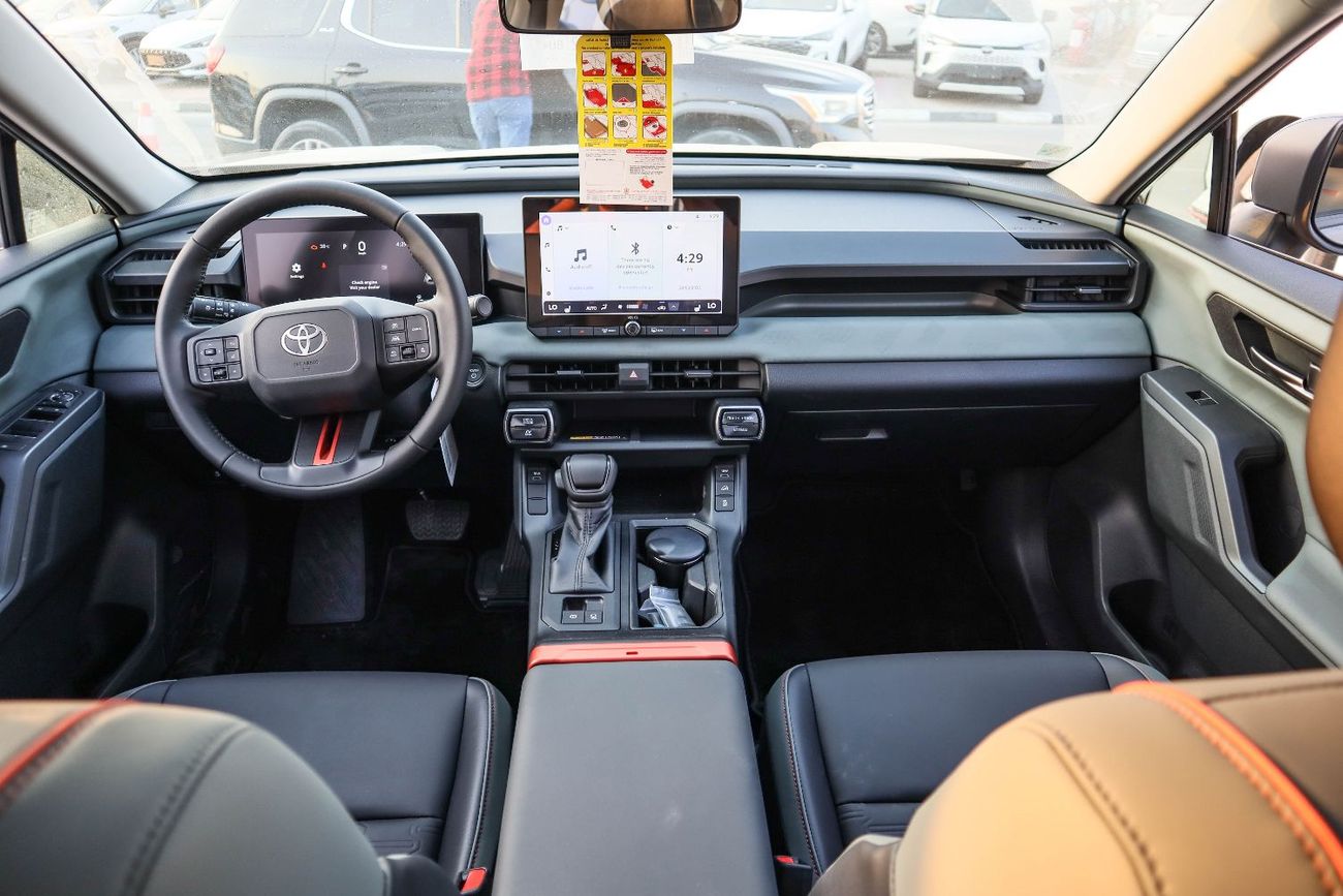 Toyota RAV4 ADVENTURE TOYOTA RAV4 ADVENTURE 2.5L HYBRID — 2026