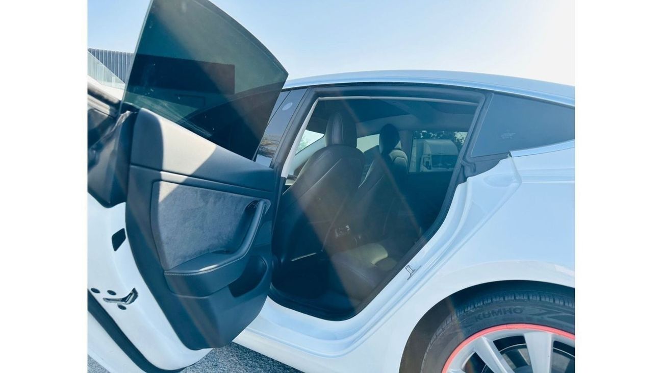 Tesla Model 3 Tesla Model 3 Long Range 2021-Dual Motor-GCC-Warranty Valid till June, 2028-Excellent Condition