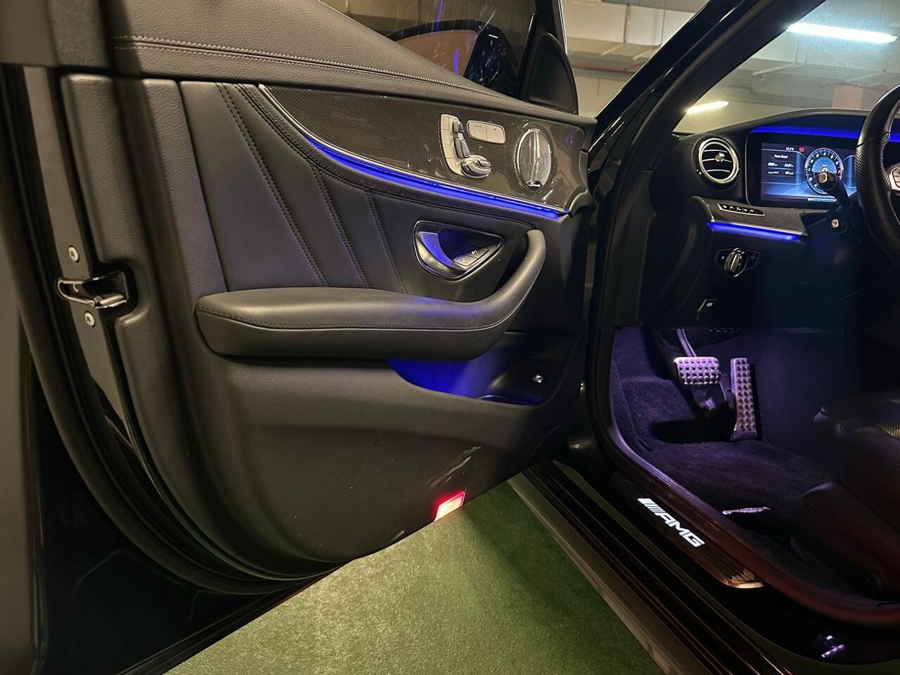 Mercedes-Benz E 43 AMG E 43