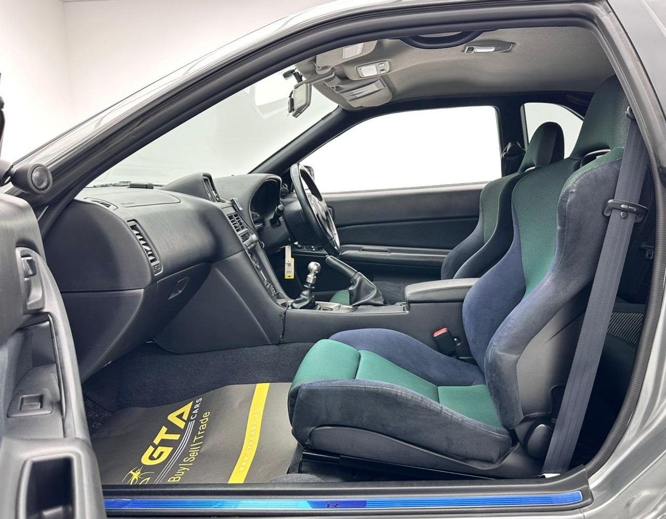 Nissan GTR 2002 Nissan Skyline GT-R R34 SpecV, Road Beast, Excellent Condition