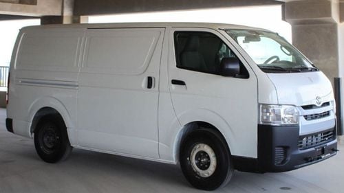 Toyota Hiace GL Toyota hiace cargo standard 2.7L V4 PETROL